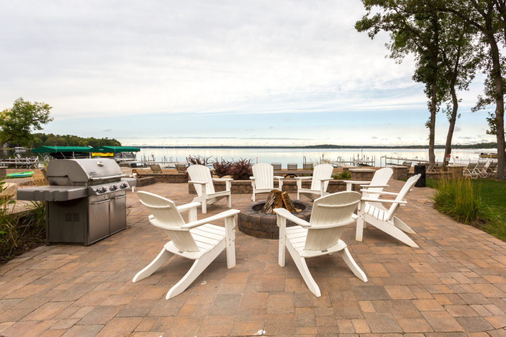 Property Tour: Gull Lake Beach Resorts’ Bay Colony Unit 761 (Lower)